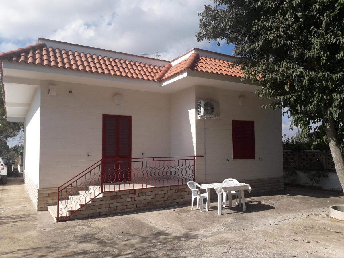 Casa vacanza Lo Vita Appartamento Alessia Collemeto Exterior foto
